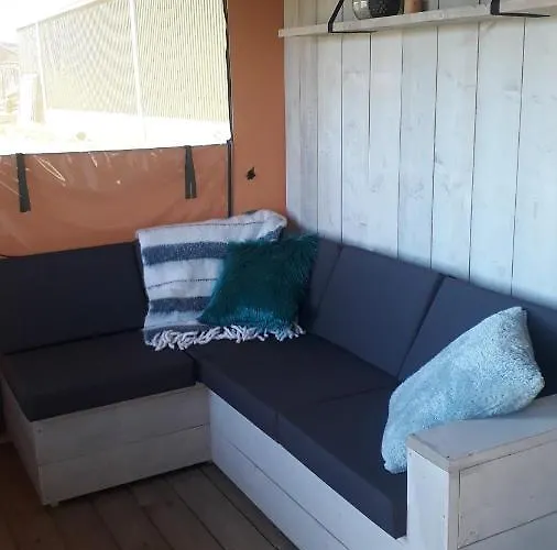 Роскошный шатер Glampingtent 't Haller *